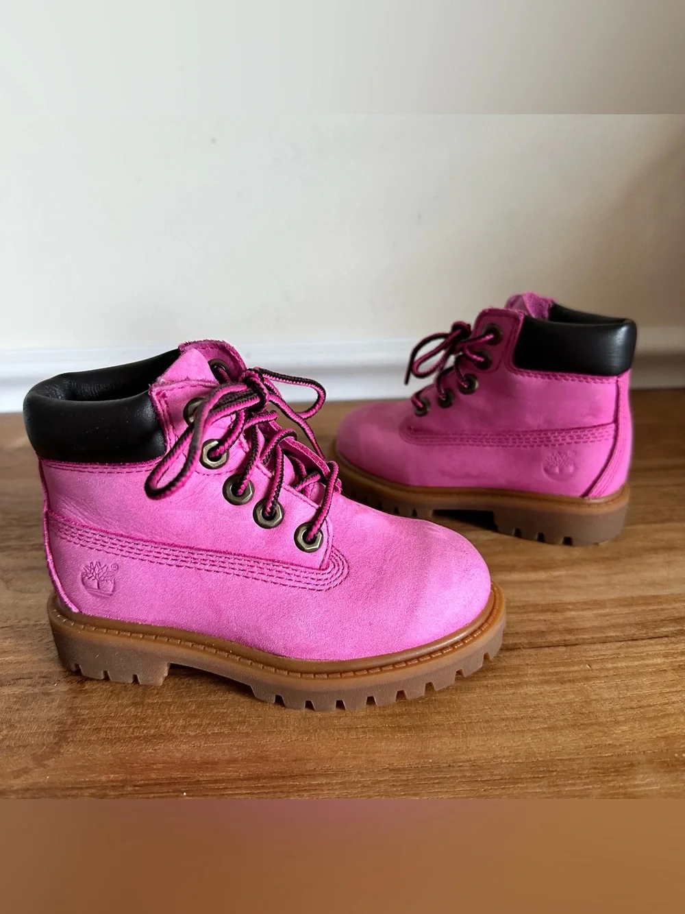 Timberland 6 IN Toddler Girl Size 7 Susan G Komen Mid Pink Boots Waterproof